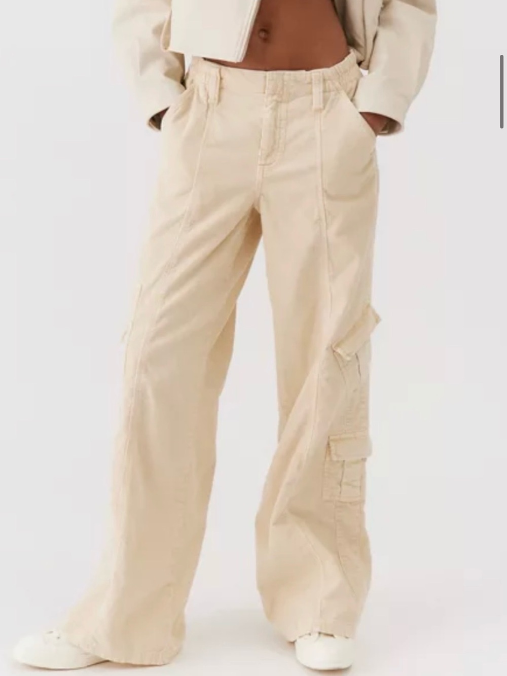 BDG Wide-Leg Cargo Pants in Beige - Women